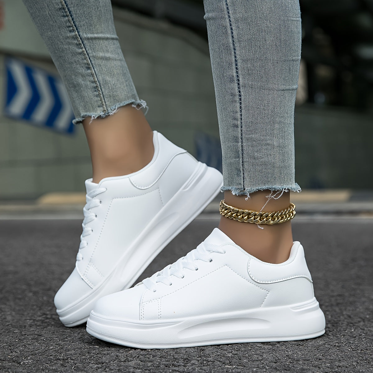 Birgitte | Dame hvide lædersneakers med rent og stilrent design