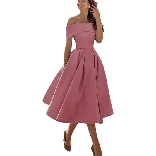 Dorthe | Dame cocktail midikjole med off shoulder og taljeret