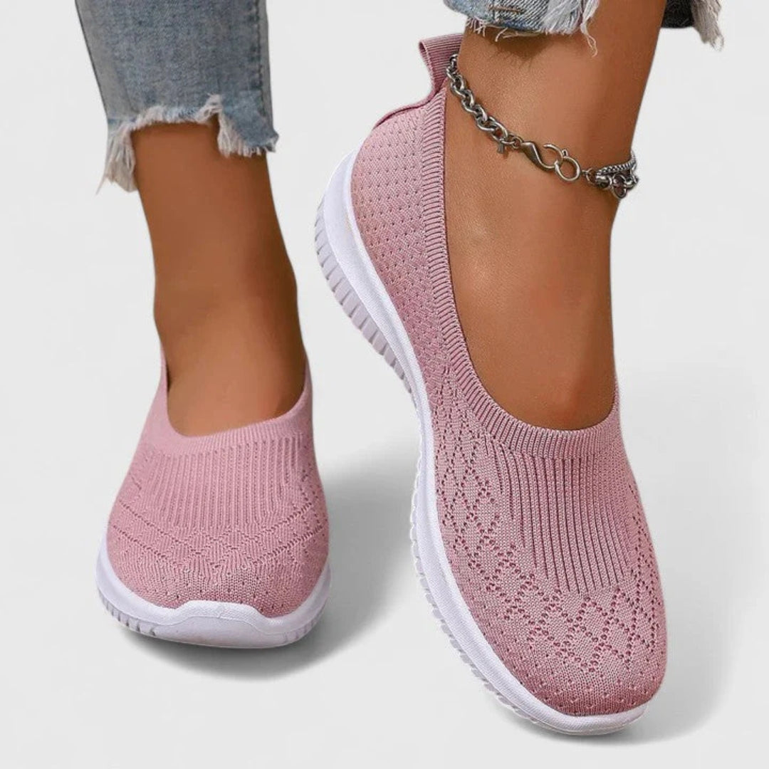 Trine | Dame ballerina med slip on og let strikdesign