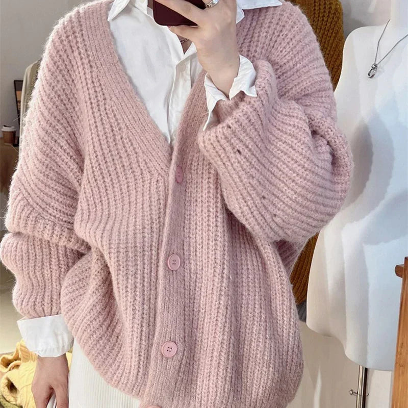 Molly | Dame rummelig strikket cardigan med knapper