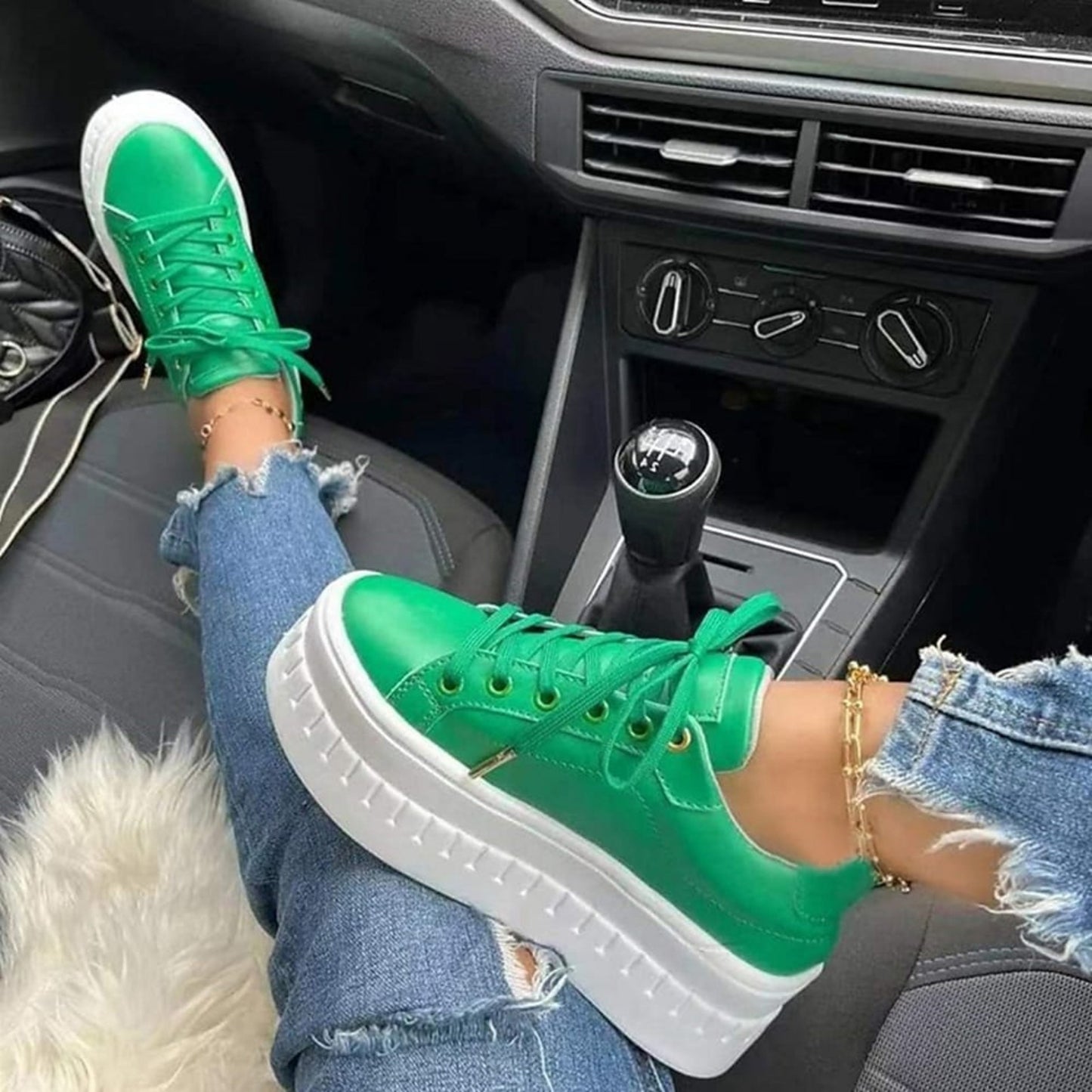 Kyrie | Damesneakers med Tyk Sål og Letvægtskomfort