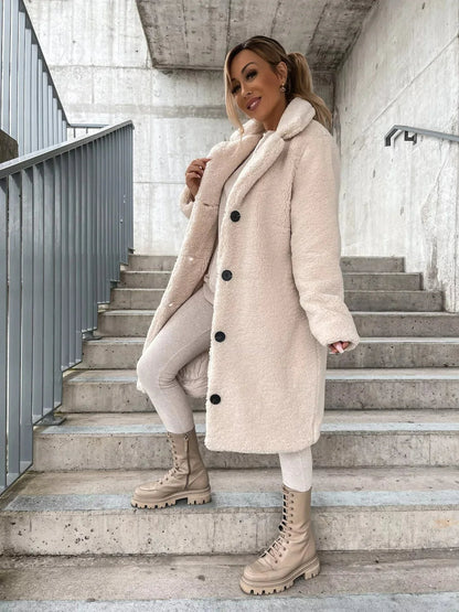 Anne | Lang trenchcoat i blød plys med klassisk design