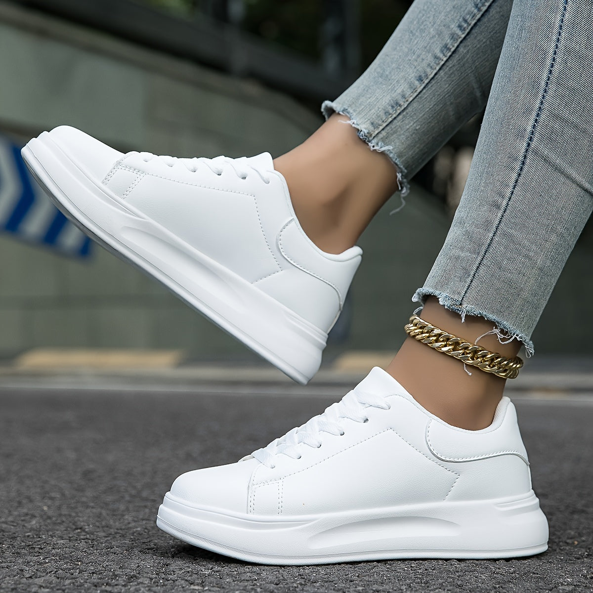 Birgitte | Dame hvide lædersneakers med rent og stilrent design