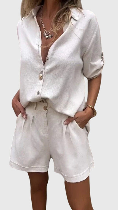 Lunara | Sommer Sæt til Damer med Skjorte og Matchende Shorts i Let Design