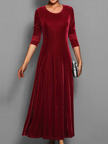 Yrsa | Formel midikjole med lange ærmer til kvinder