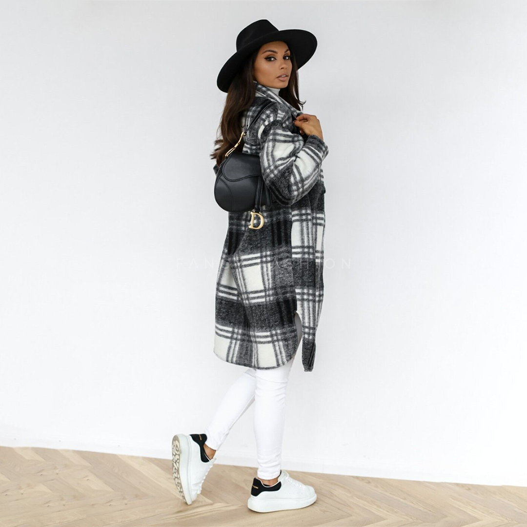 Rebecca | Dame ternet lang frakke med klassisk design