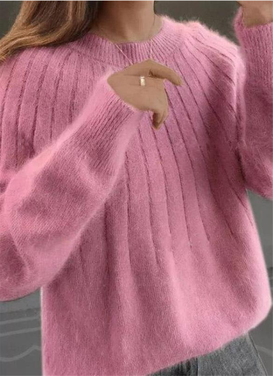 Céline | Fluffy strikpullover i kaschmir med blød tekstur