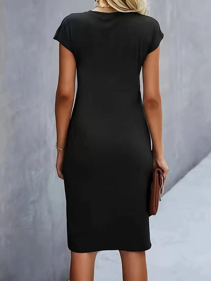 Liva | Dame tidløs midikjole med korte ærmer og draperet talje