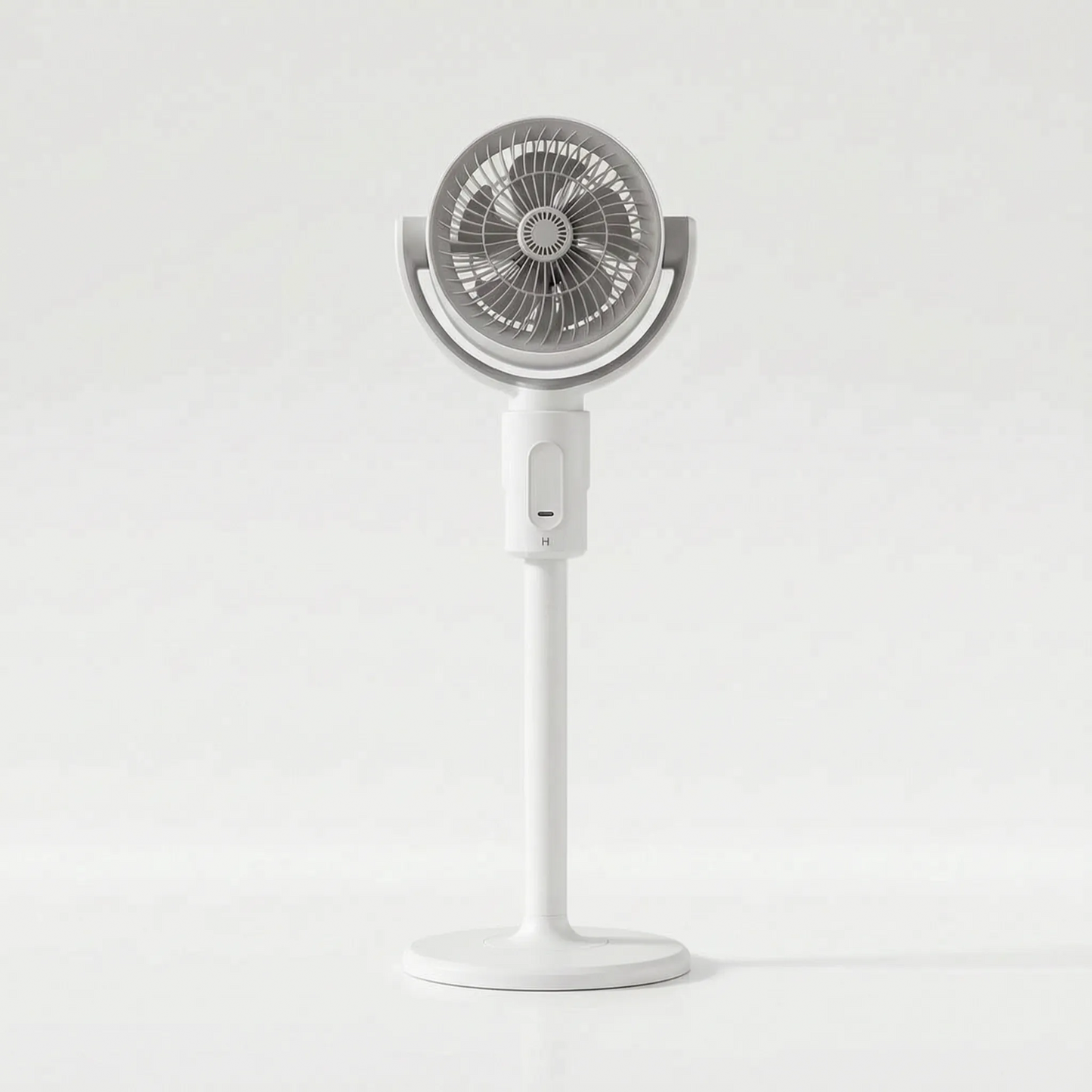 Luma | Standventilator mit höhenverstellbarem und kompaktem Ventilatorkopf
