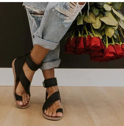 Smilla | Sandaler med krydsrem og tåring