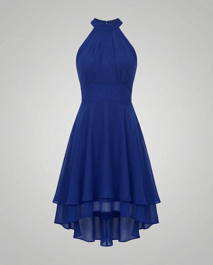 Auri | Midikjole med halterneck og high-low kant | Let og flydende