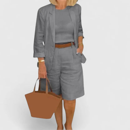 Kaela | Damesæt To Dele med Elegant Blazer og Matchende Shorts