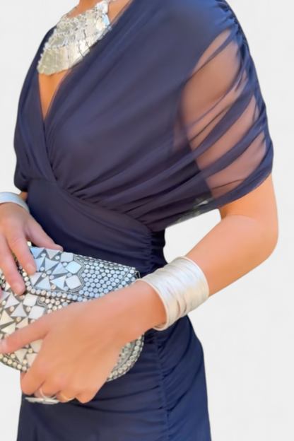 Inge | elegant midi-kjole til kvinder med off-shoulder design | Plisseret