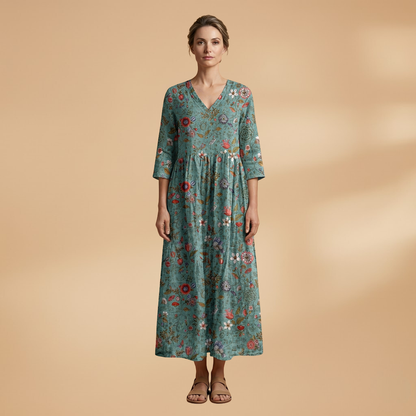 Olivia | Dame sommerkjole med blomsterprint og V hals