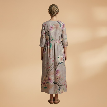 Olivia | Dame sommerkjole med blomsterprint og V hals