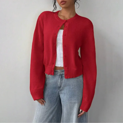 Elvira | Kort strikcardigan med knapper og rund hals