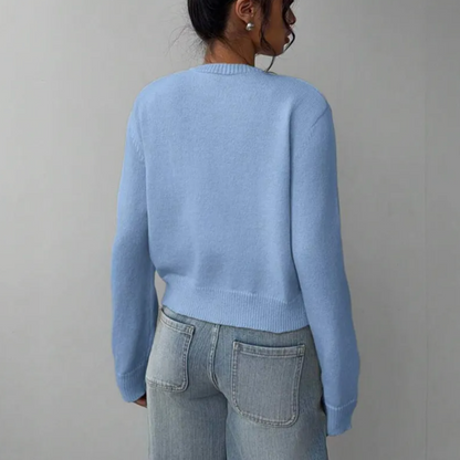 Elvira | Kort strikcardigan med knapper og rund hals