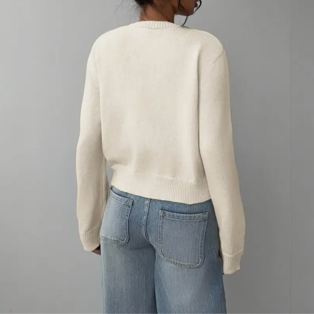 Elvira | Kort strikcardigan med knapper og rund hals