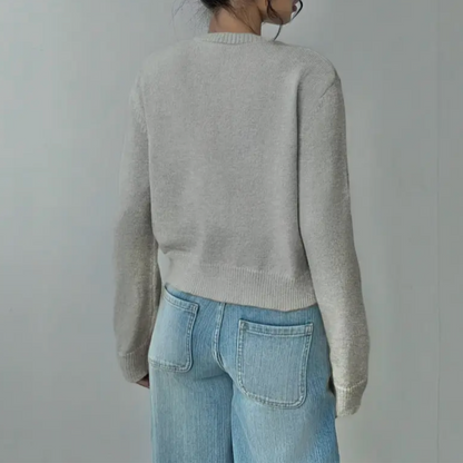 Elvira | Kort strikcardigan med knapper og rund hals