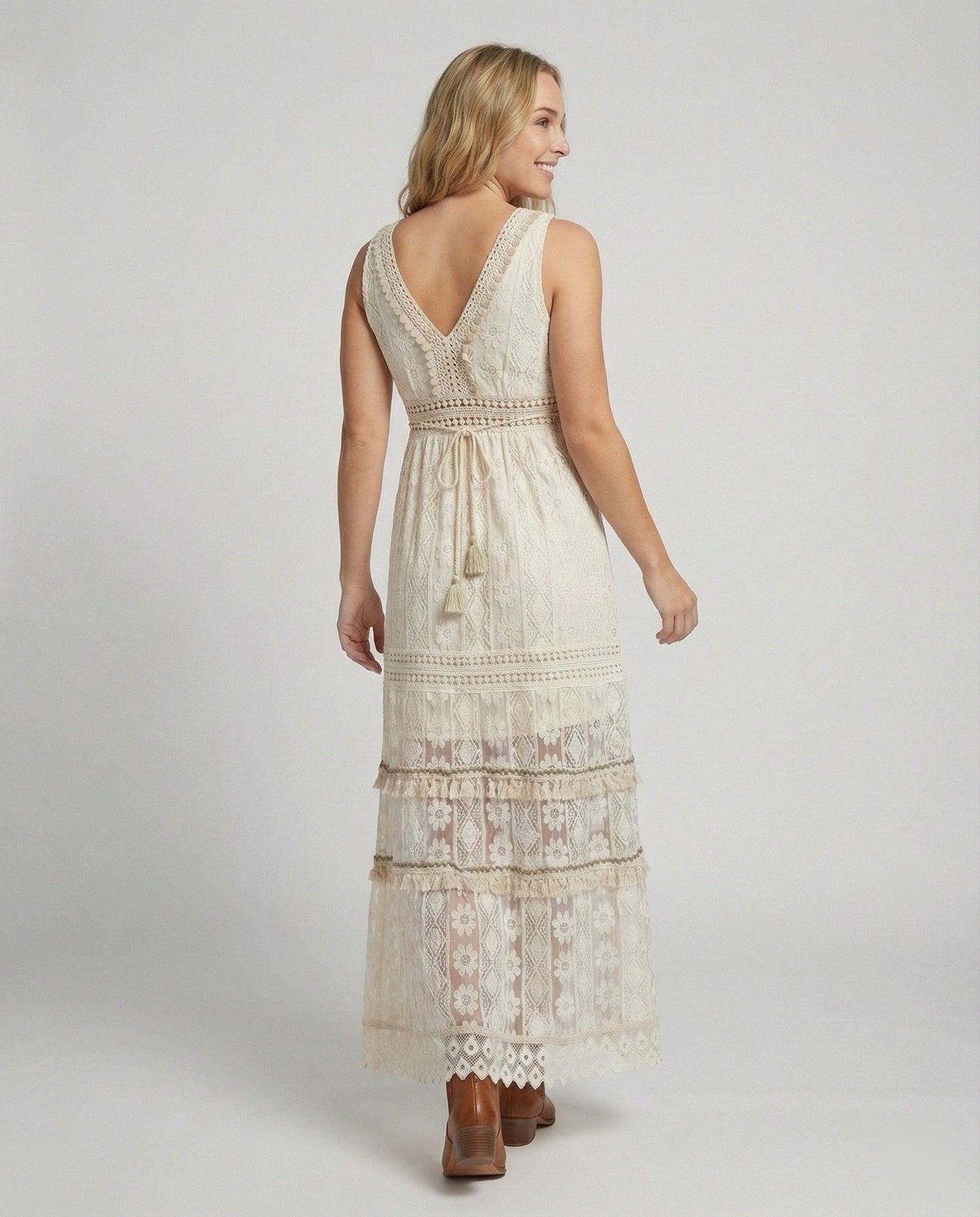 Anette | Boho maxikjole til sommer med blonde