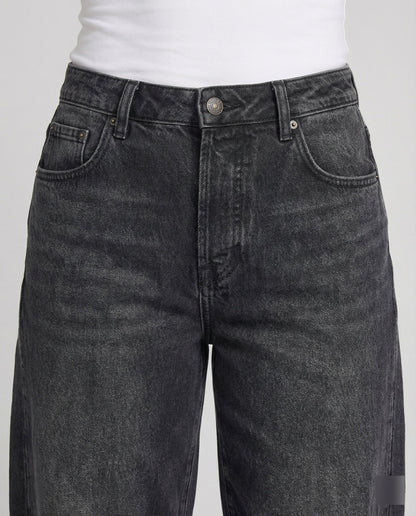 Hedda | Dame jeans med mid rise og barrel pasform samt løs silhuet
