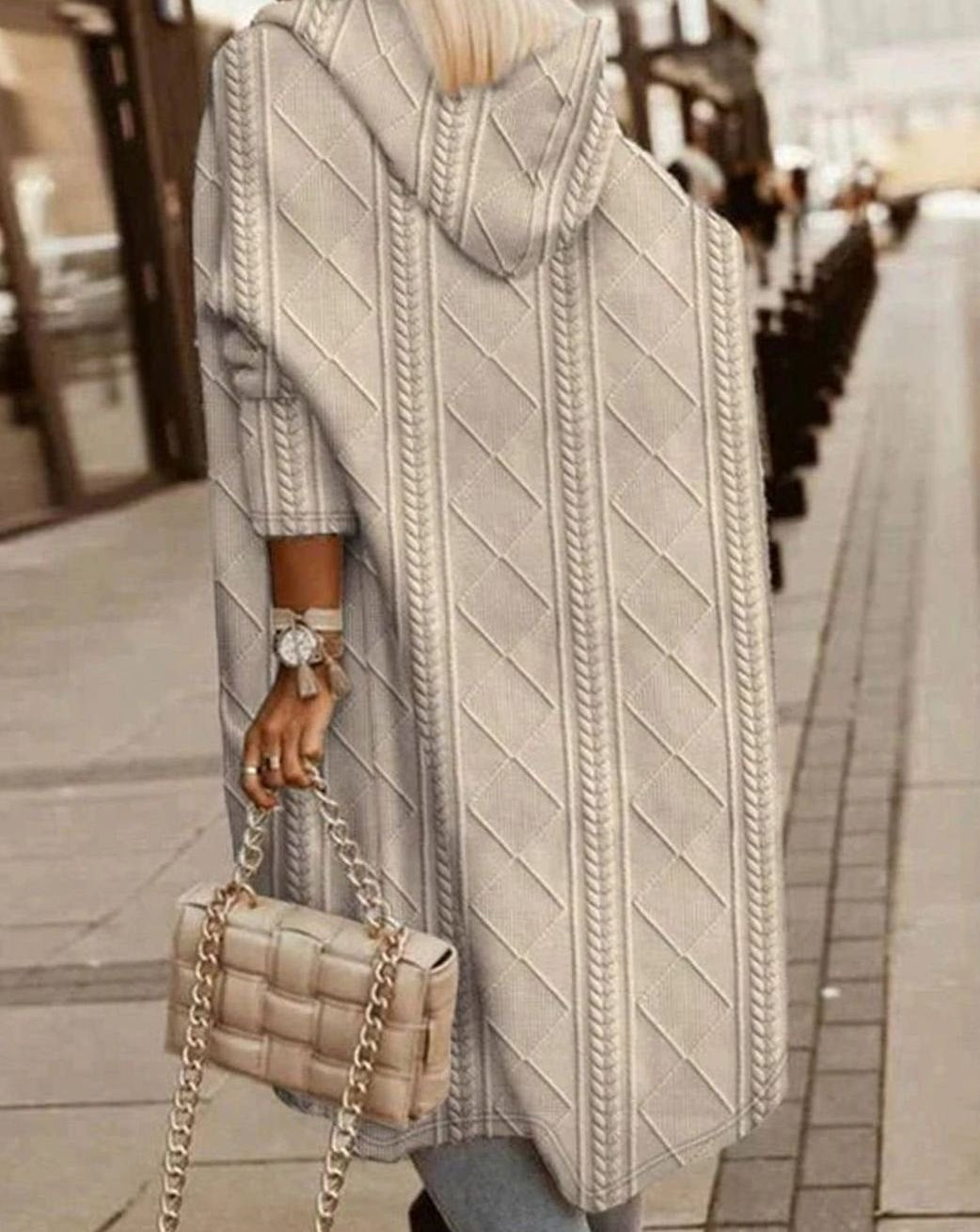 Freja | Langer Strickcardigan für Damen aus Baumwollmischung mit Kapuze für die Übergangszeit