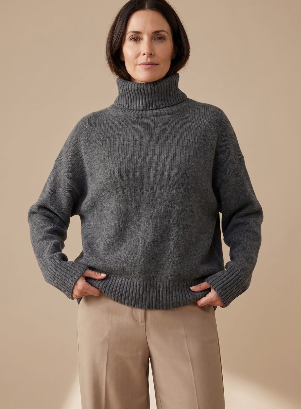 Britta | Dame oversized strikket loungesæt med rullekrave