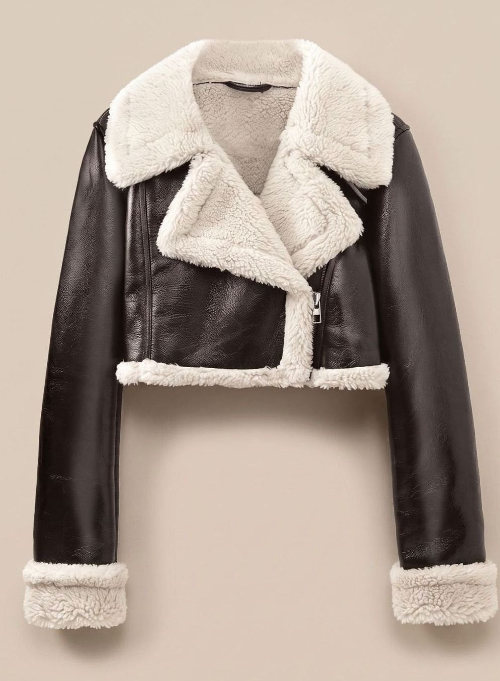 Mathilde | Exklusive Cropped-Bikerjacke für Damen aus Kunstleder mit luxuriösem Teddy-Finish