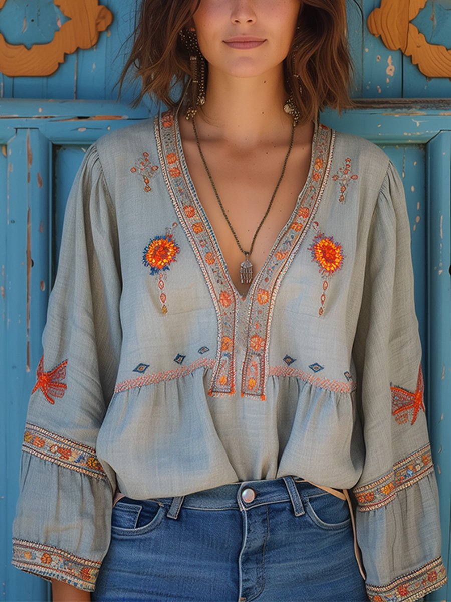 Vera | Dame boheme bluse med broderi og V-hals samt lange ærmer