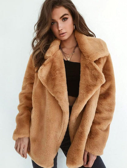 Karla | Lässiger Oversize-Kurzmantel für Damen aus Kunstfell in Teddy-Optik