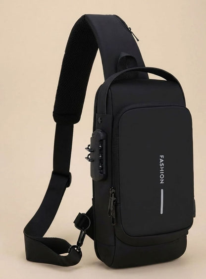Jan | Wasserabweisende Herren-Umhängetasche mit USB-Anschluss und Taschen