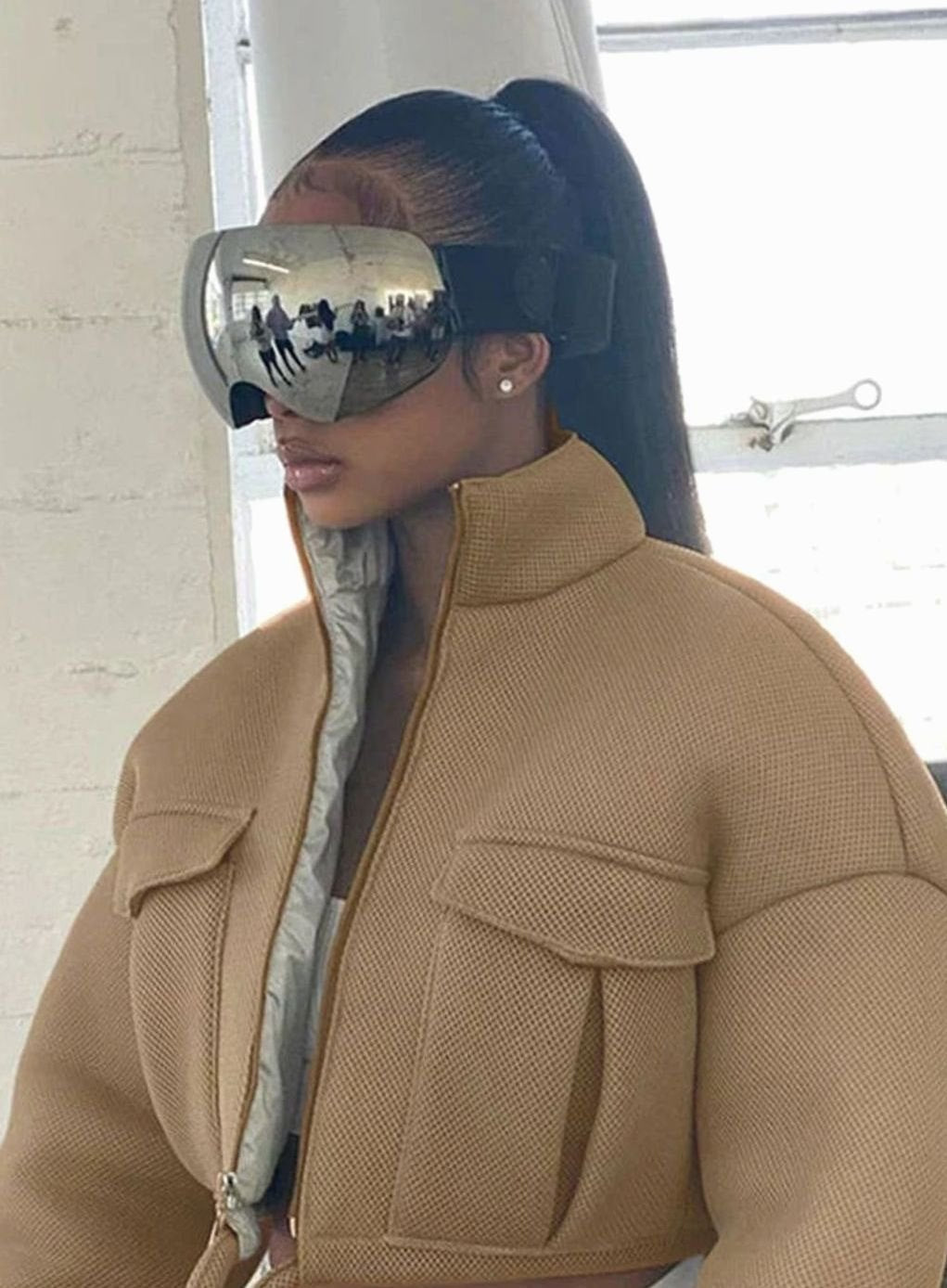 Alberte | Luxuriöse kurze Pufferjacke für Damen mit Cargotaschen